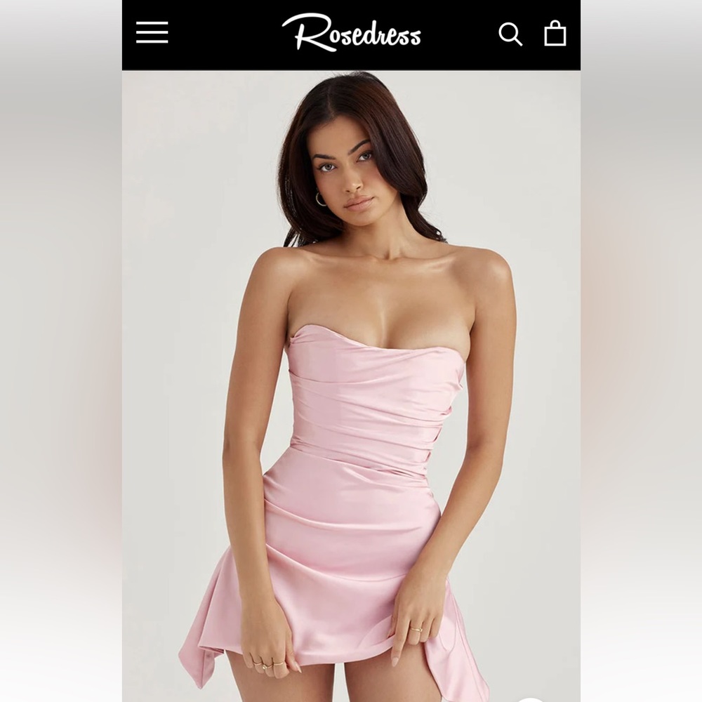 Beautiful dress, ended up wearing another for my Birthday. New with tags!